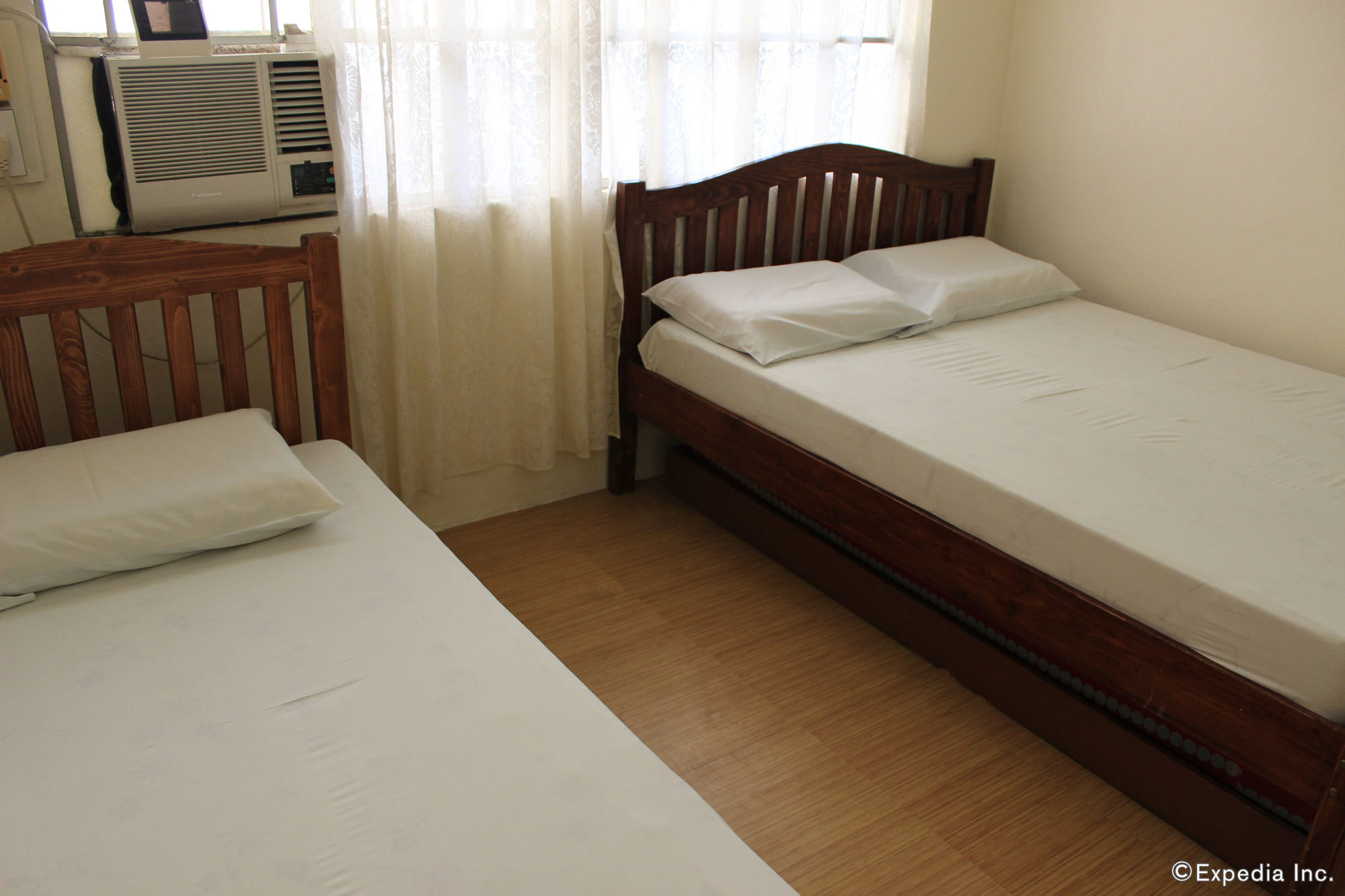 Coron Town Traveller'S Dormitory Kültér fotó